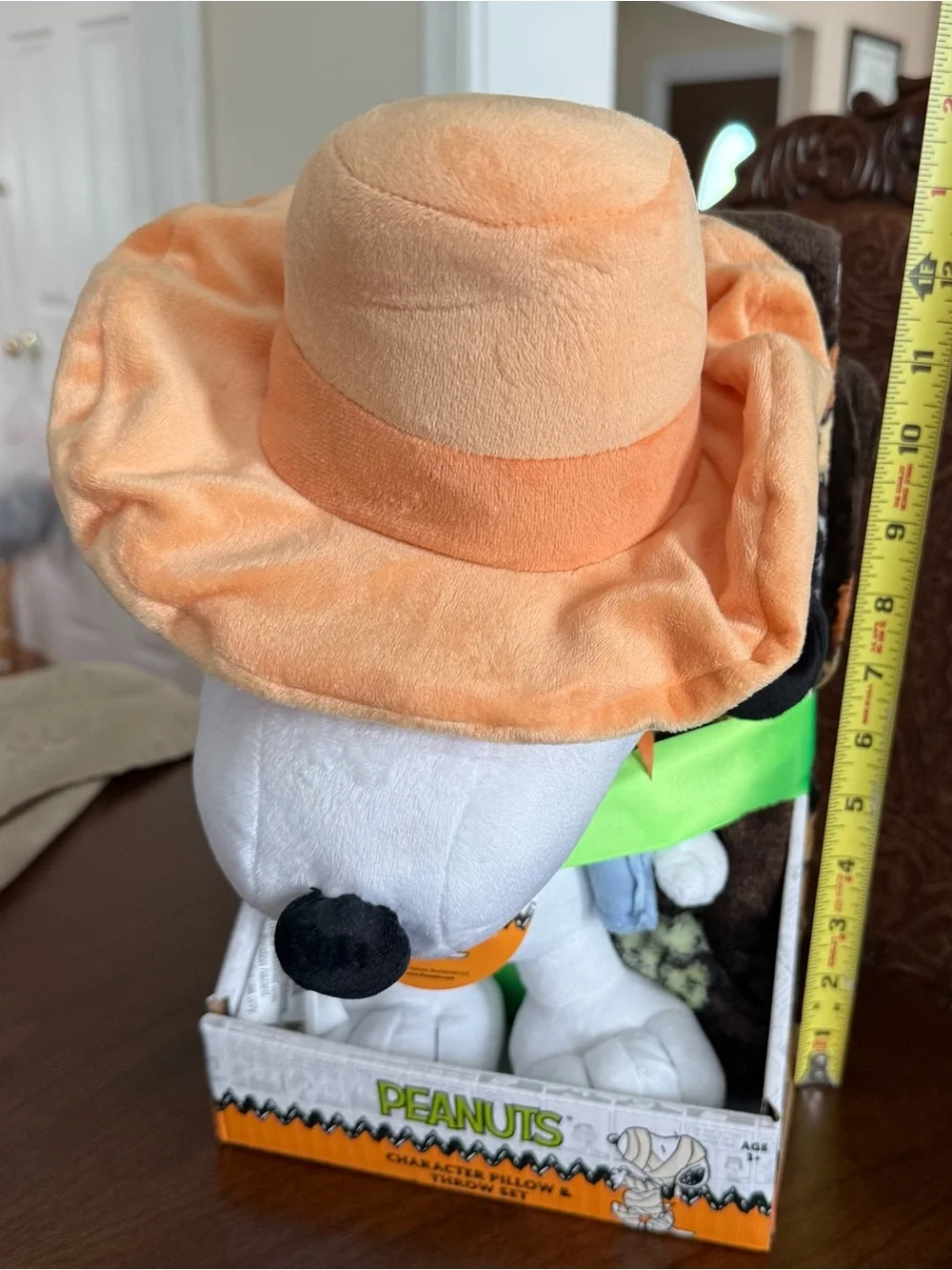 Peanuts Halloween 2026 Scarecrow Snoopy Pillow and Throw Blanket Set - New w/Tag